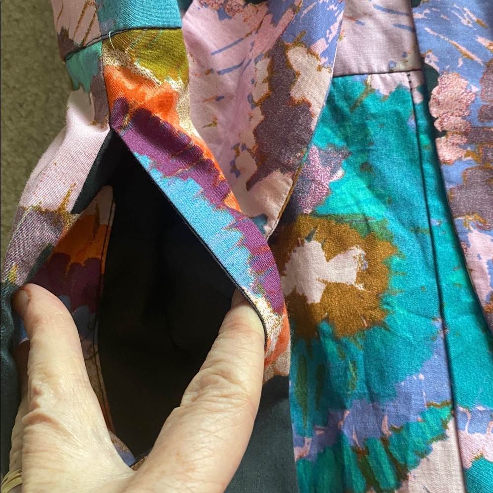 Sam and Jess size medium romper. Lined back zipper - Picture 5 of 7